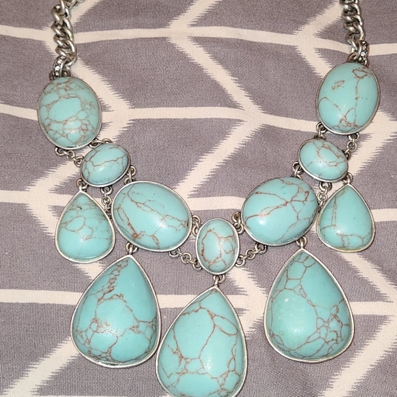 Fossil Torquoise Stone Layered Necklace - Picture 2 of 2